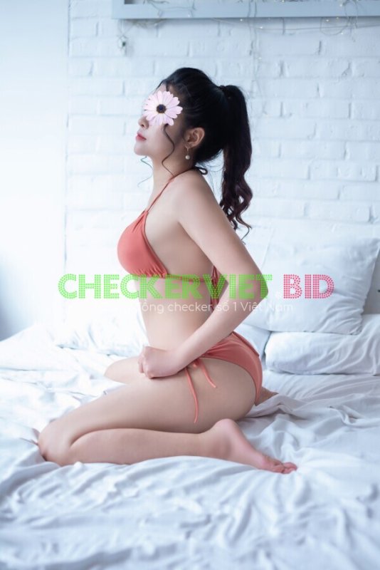 Thùy Chi - Em gái xinh dáng đẹp body sexy quyến rũ nhiệt tình chiều khách